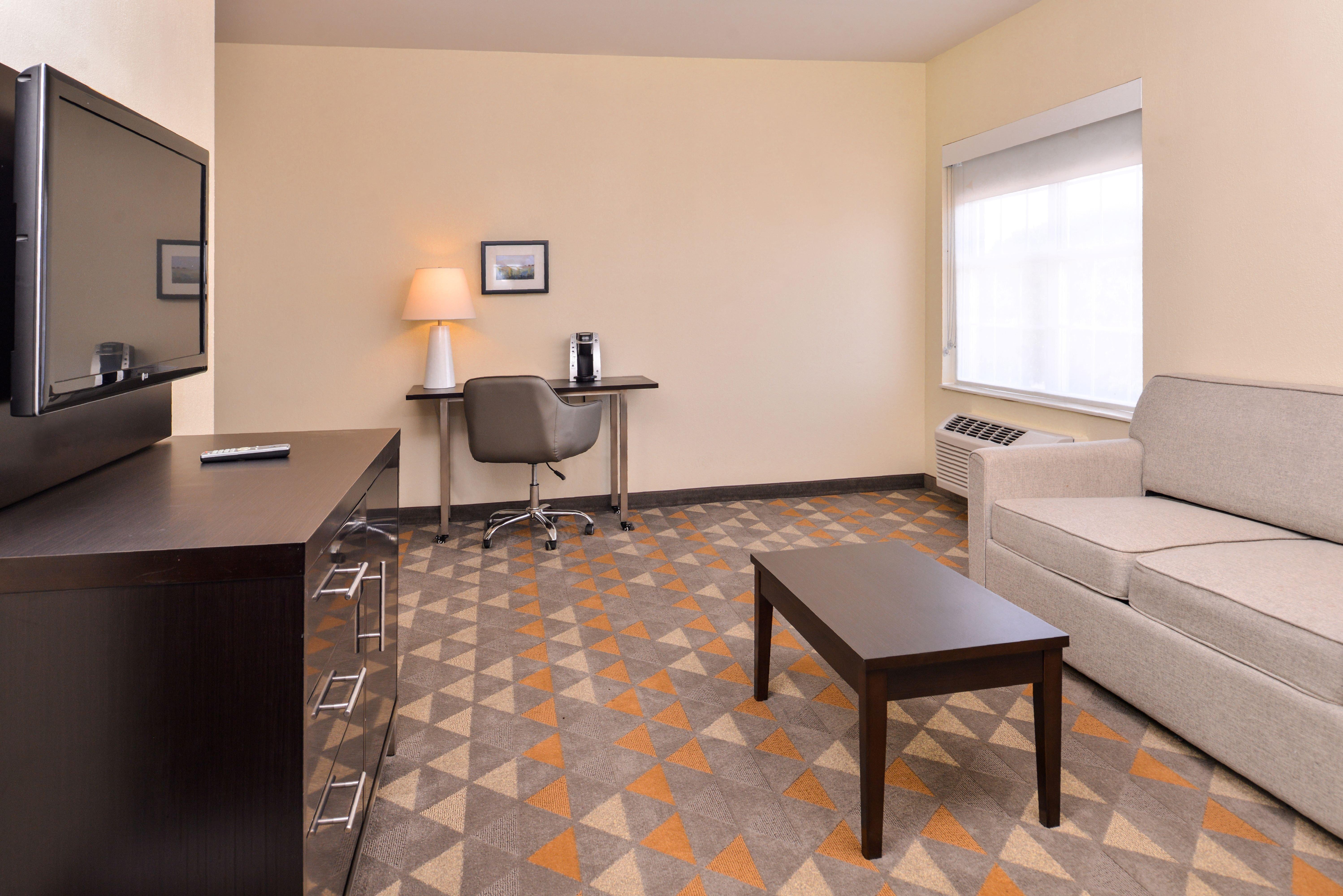 Holiday Inn And Suites Addison By Ihg Exterior foto